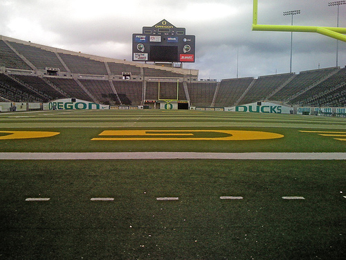 Actual crowd size at the 0-0, '83 Civil War Game