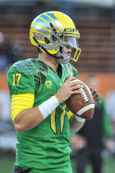 Quarterback Jeff Lockie getting loose during pregame warm-ups